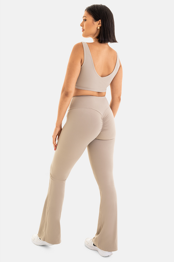 Bacon Active Long Legging Flare Legging with Scrunch Bum // Oat